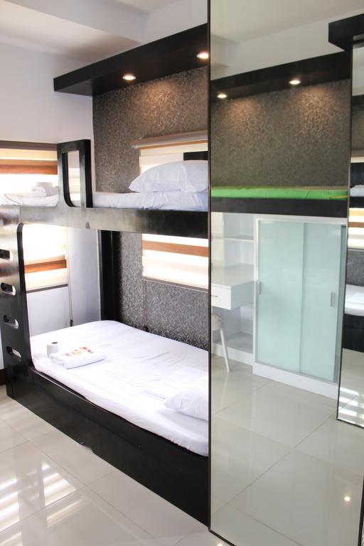 Feel Great Stay Condotels - San Marino Cebu Stadt Exterior foto
