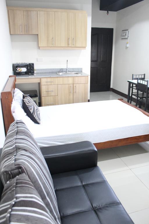 Feel Great Stay Condotels - San Marino Cebu Stadt Exterior foto