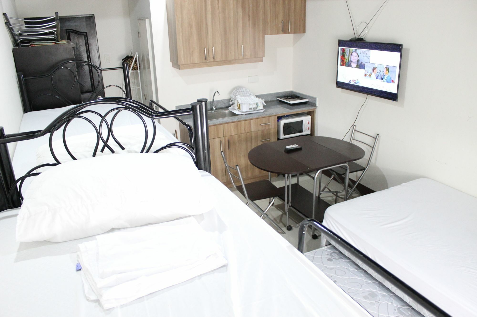 Feel Great Stay Condotels - San Marino Cebu Stadt Exterior foto